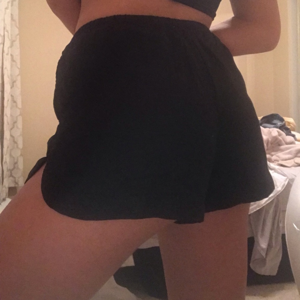 BLACK BRANDY SHORTS